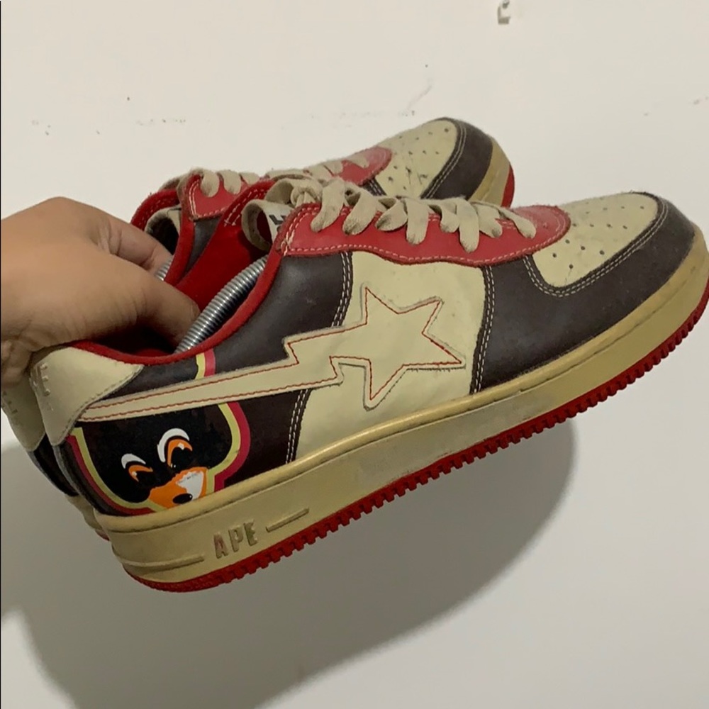 Kanye Bapestas